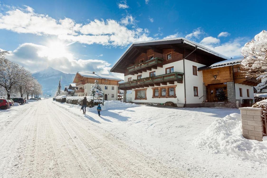 Holiday Im Gaestehaus Warter In Altenmarkt التنماركت ام بوناغ المظهر الخارجي الصورة