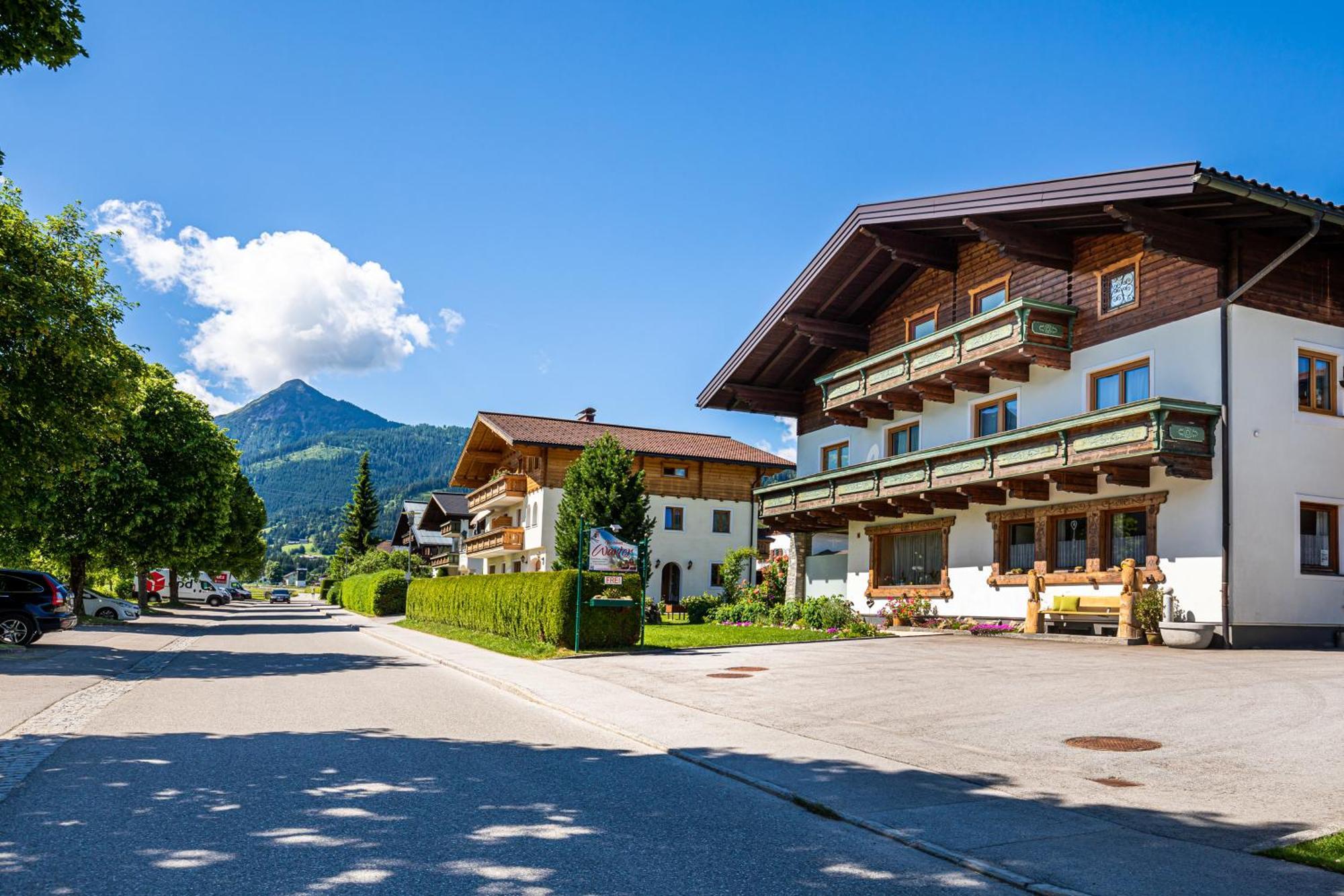 Holiday Im Gaestehaus Warter In Altenmarkt التنماركت ام بوناغ المظهر الخارجي الصورة